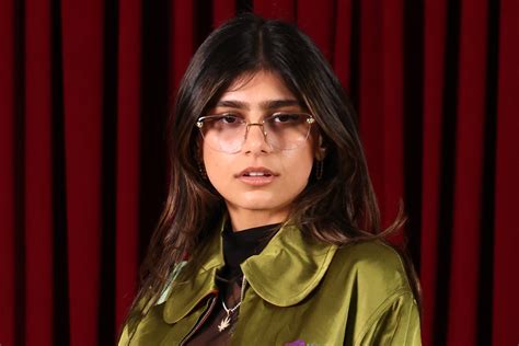 mia khalifa new nude|Mia Khalifa, Latest From OF